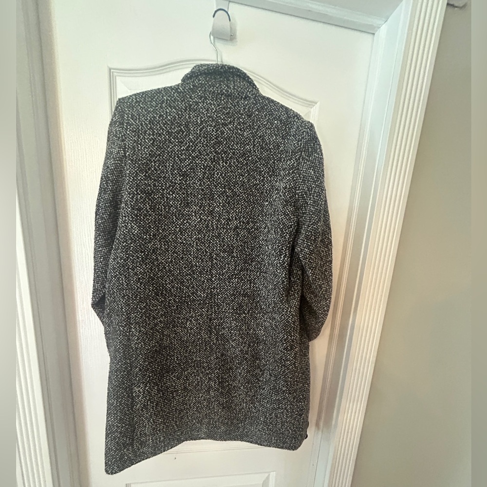 Old Navy Black and White Teddy Jacket - Picture 2 of 3